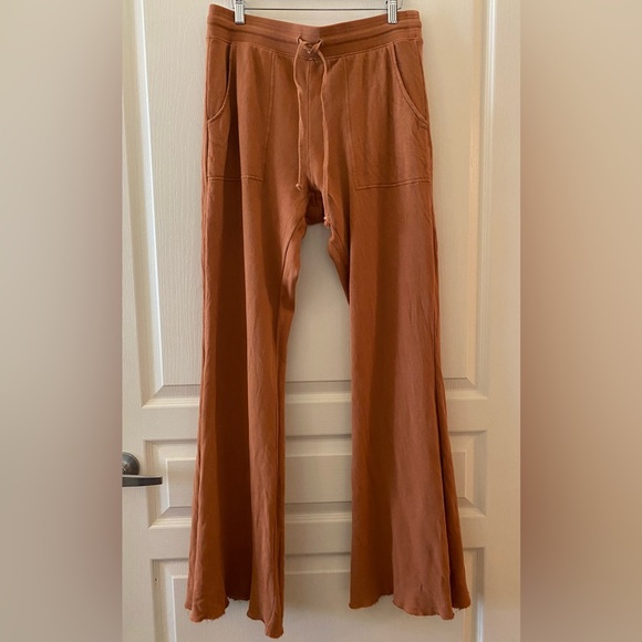AERIE Weekend Kick it High Waisted Flare Lounge Pants - L Long - Picture 2 of 14